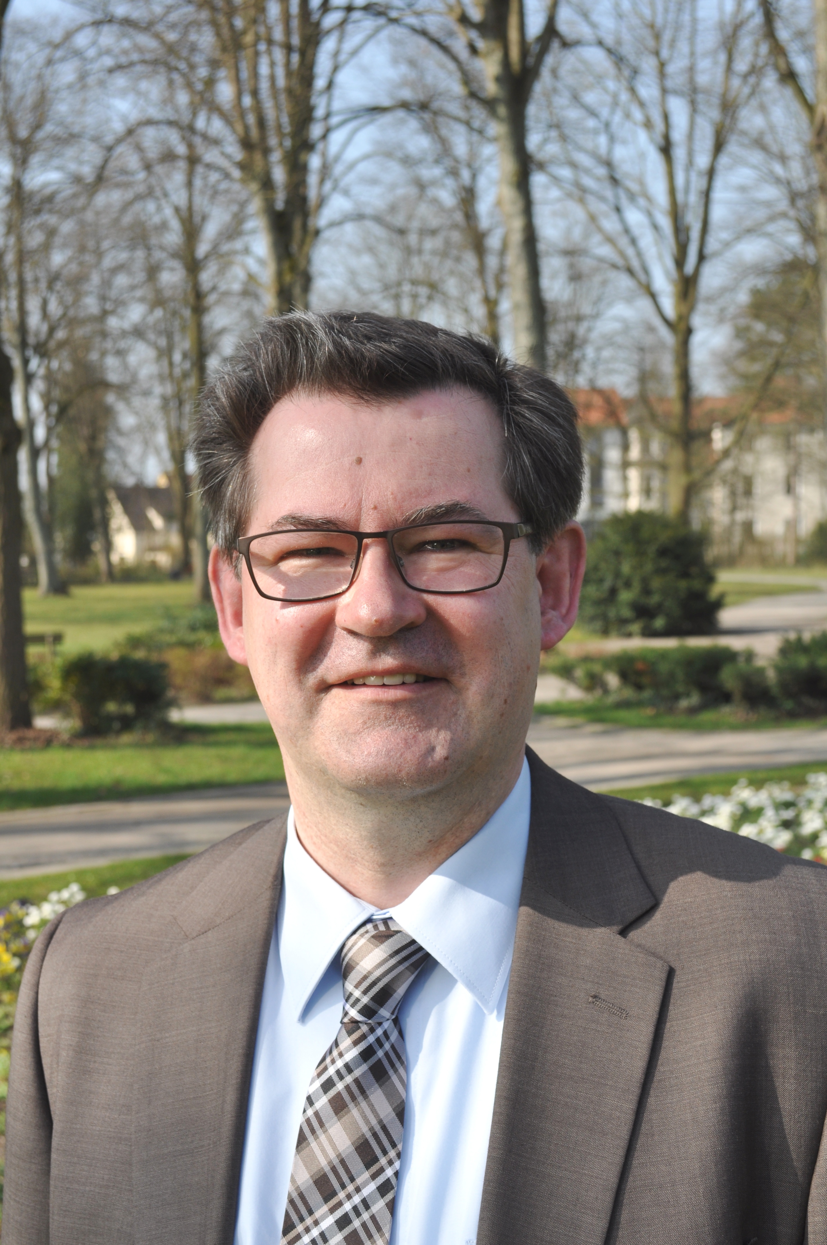 Herzlich Willkommen bei der CDU Bad Lippspringe - Christian Rodemeyer stellt ...