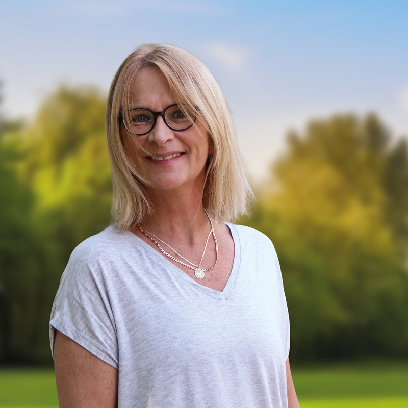  Barbara Dewald
